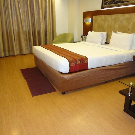 Hotel Budhil Park Visakhapatnam Exterior photo