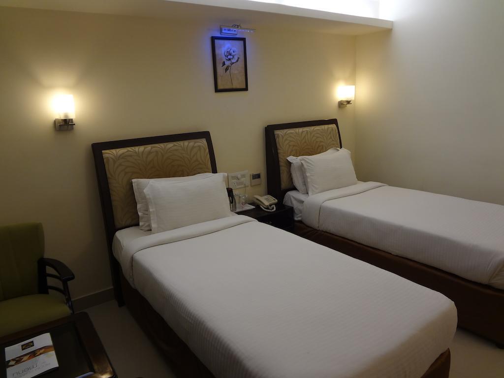 Hotel Budhil Park Visakhapatnam Exterior photo